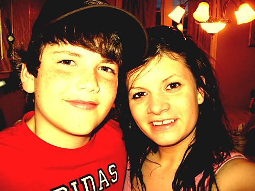 2 kids . xx